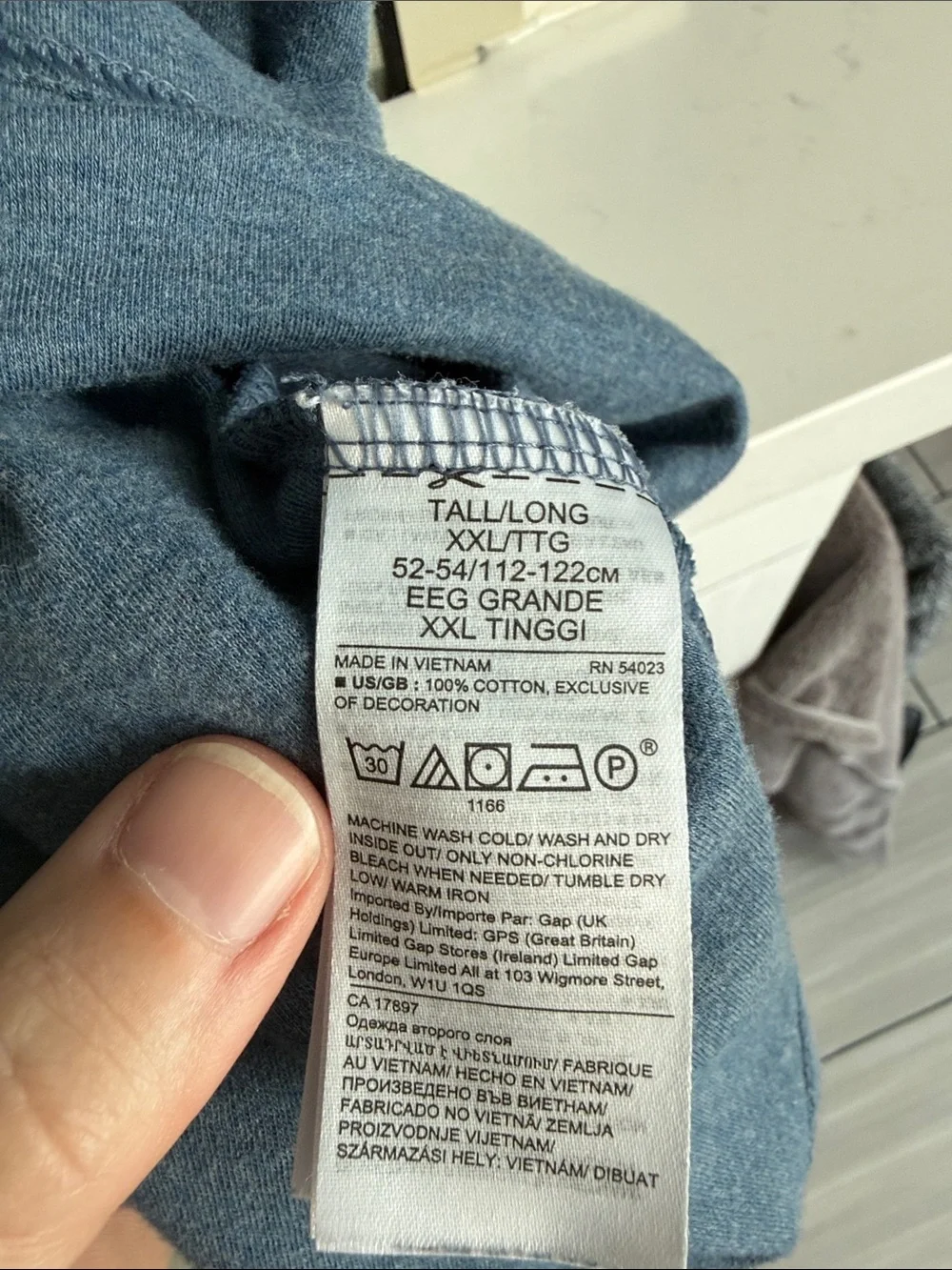 Banana Republic soft lightweight